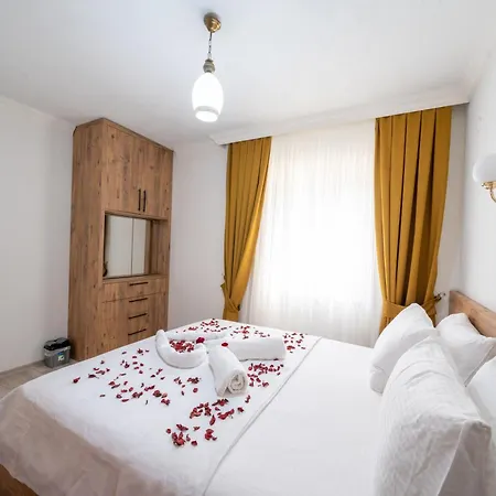 Guenes וילה קס