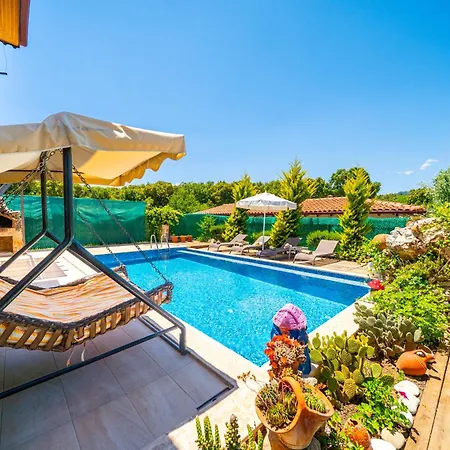 Villa Guenes