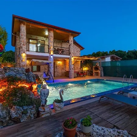 Guenes Villa