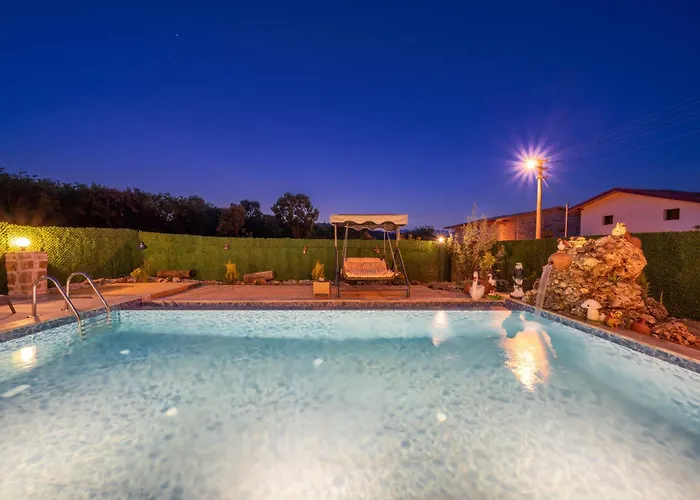 别墅 Guenes 卡斯